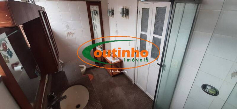 Imagem Casa com 4 Quartos à Venda, 576 m² em Grajaú - Rio De Janeiro Imagem Casa com 4 Quartos à Venda, 576 m² em Grajaú - Rio De Janeiro
