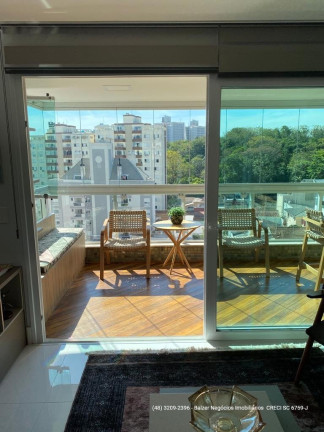 Imagem Apartamento com 2 Quartos à Venda, 223 m² em Agronômica - Florianópolis