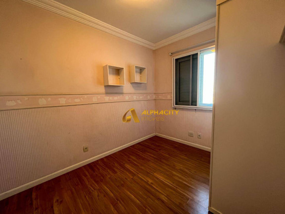 Imagem Apartamento com 3 Quartos à Venda, 105 m² em Jardim Tupanci - Barueri