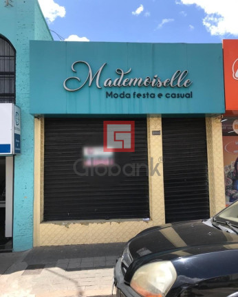 Imóvel Comercial para Alugar, 93 m² em Centro - Montes Claros