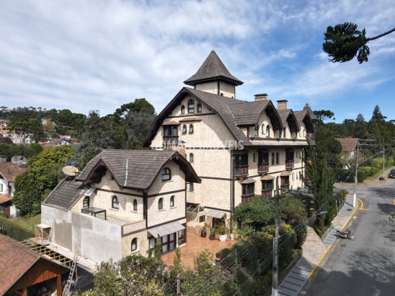 Imagem Imóvel com 24 Quartos à Venda, 1.741 m² em Região De Capivari - Campos Do Jordão