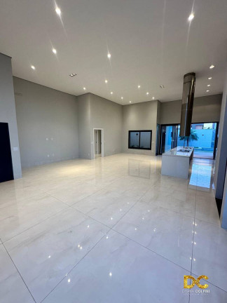 Imagem Casa de Condomínio com 4 Quartos à Venda, 302 m² em Condomínio Florais Itália - Cuiabá Imagem Casa de Condomínio com 4 Quartos à Venda, 302 m² em Condomínio Florais Itália - Cuiabá