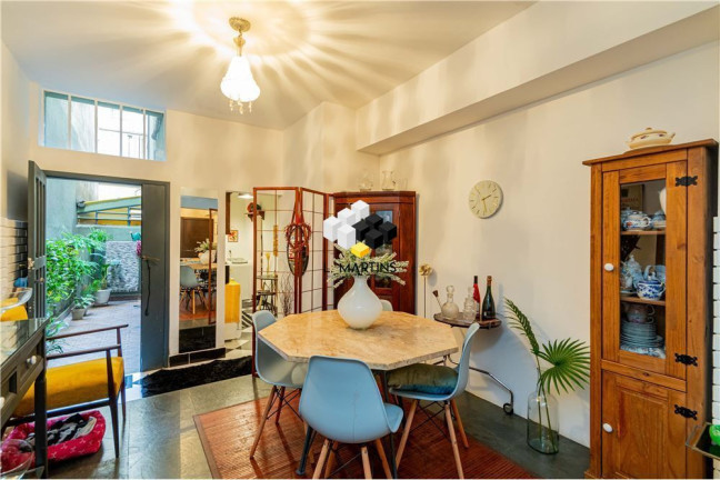 Apartamento com 2 Quartos à Venda, 110 m² em Independência - Porto Alegre