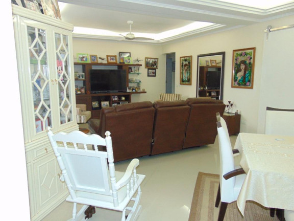 Imagem Apartamento com 3 Quartos à Venda, 133 m² em Pitangueiras - Guarujá Imagem Apartamento com 3 Quartos à Venda, 133 m² em Pitangueiras - Guarujá