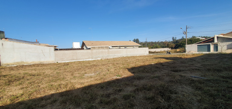 Imagem Terreno à Venda, 427 m² em Bandeirantes - Esmeraldas