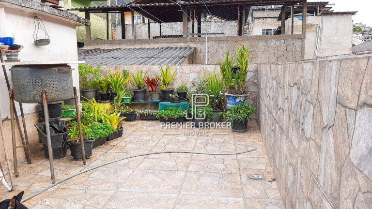 Imagem Casa com 2 Quartos à Venda, 75 m² em São Pedro - Teresópolis Imagem Casa com 2 Quartos à Venda, 75 m² em São Pedro - Teresópolis