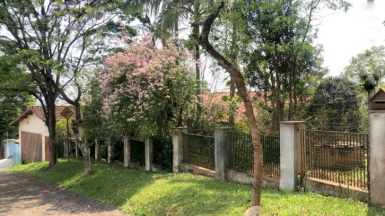 Casa com 4 Quartos à Venda, 450 m² em Vila Diva - Carapicuíba
