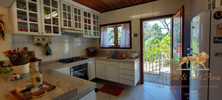 Imagem Casa de Condomínio com 5 Quartos à Venda, 700 m² em Vale Encantado - Campos Do Jordão