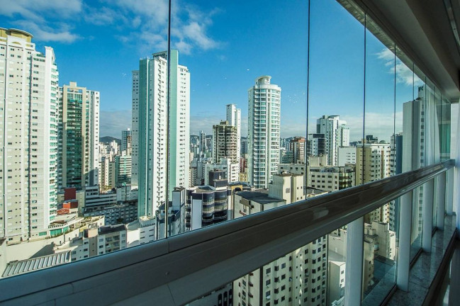 Apartamento com 3 Quartos à Venda, 181 m² em Centro - Balneário Camboriú