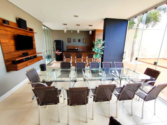 Imagem Casa com 3 Quartos à Venda, 330 m² em Arapongas Imagem Casa com 3 Quartos à Venda, 330 m² em Arapongas