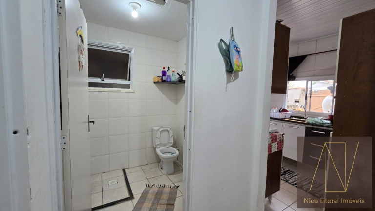 Imagem Casa com 2 Quartos à Venda, 47 m² em Travessão - Caraguatatuba