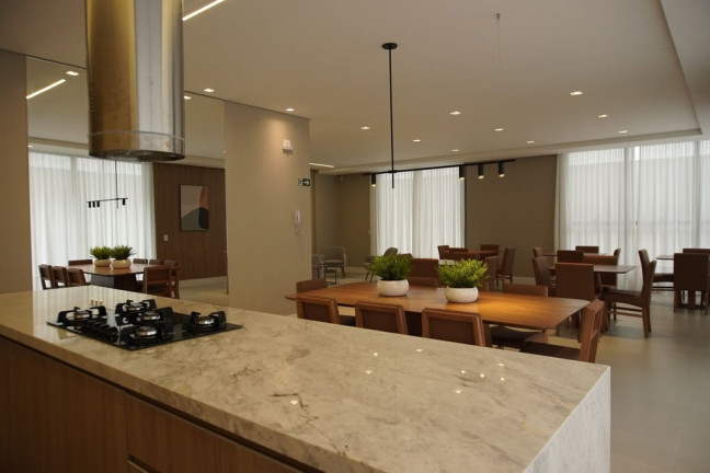 Imagem Apartamento com 3 Quartos à Venda, 155 m² em Hugo Lange - Curitiba