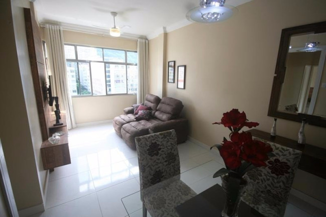 Imagem Apartamento com 2 Quartos para Temporada, 80 m² em Copacabana - Rio De Janeiro