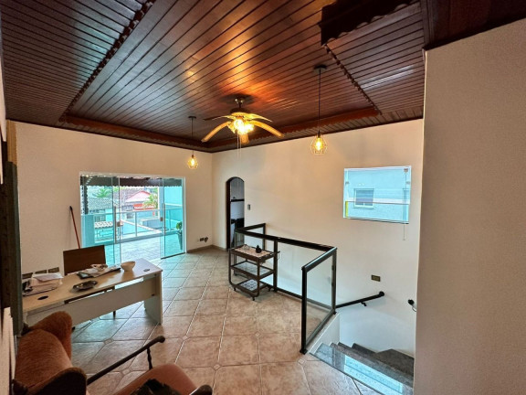 Imagem Casa com 4 Quartos à Venda, 307 m² em Tupi - Praia Grande