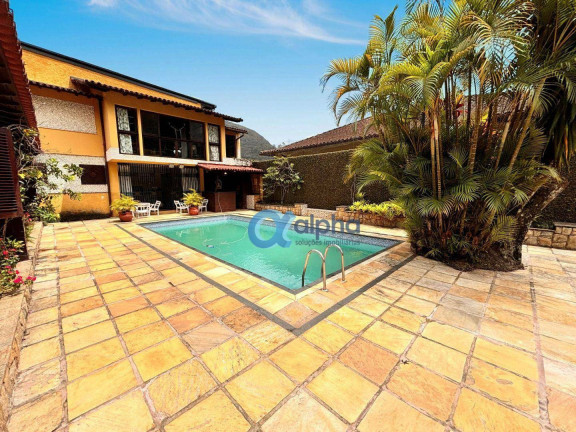 Casa com 4 Quartos para Alugar, 280 m² em Morin - Petrópolis