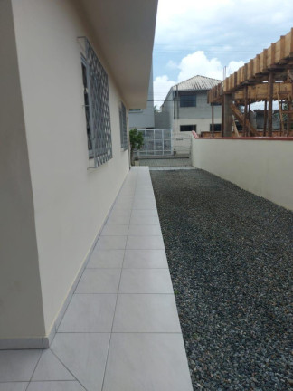 Imagem Casa com 3 Quartos à Venda, em Cedro - Camboriú Imagem Casa com 3 Quartos à Venda, em Cedro - Camboriú