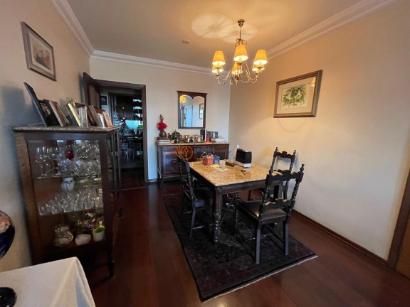 Imagem Imóvel com 4 Quartos à Venda, 129 m² em Cambuí - Campinas Imagem Imóvel com 4 Quartos à Venda, 129 m² em Cambuí - Campinas