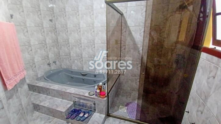 Imagem Sobrado com 5 Quartos à Venda, 309 m² em Centro - Pelotas