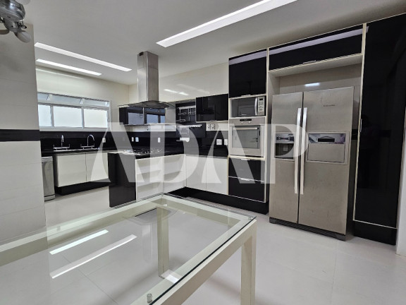 Imagem Casa com 5 Quartos à Venda, 550 m² em Barra Da Tijuca - Rio De Janeiro Imagem Casa com 5 Quartos à Venda, 550 m² em Barra Da Tijuca - Rio De Janeiro