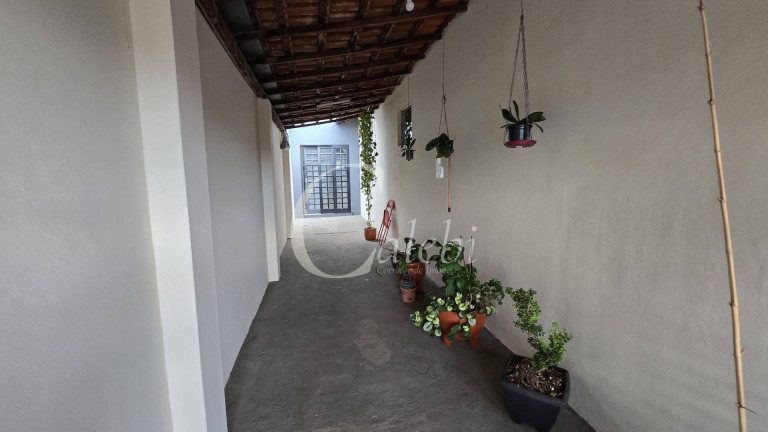 Imagem Casa com 3 Quartos à Venda, 160 m² em Jardim Novo Itacolomi - Mogi Guaçu Imagem Casa com 3 Quartos à Venda, 160 m² em Jardim Novo Itacolomi - Mogi Guaçu