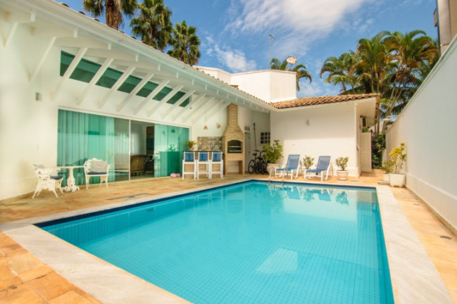 Imagem Casa com 5 Quartos à Venda, 270 m² em Acapulco - Guarujá Imagem Casa com 5 Quartos à Venda, 270 m² em Acapulco - Guarujá