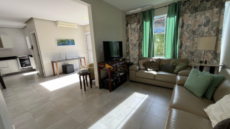 Imagem Casa de Condomínio com 3 Quartos à Venda, 109 m² em Enseada - Ubatuba Imagem Casa de Condomínio com 3 Quartos à Venda, 109 m² em Enseada - Ubatuba