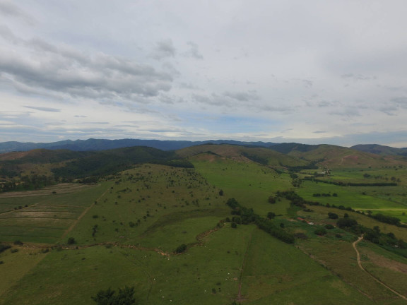 Terreno à Venda, 800 m² em Moreira César - Pindamonhangaba