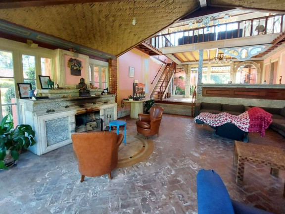Imagem Casa com 3 Quartos à Venda, 350 m² em Albuquerque - Teresópolis Imagem Casa com 3 Quartos à Venda, 350 m² em Albuquerque - Teresópolis