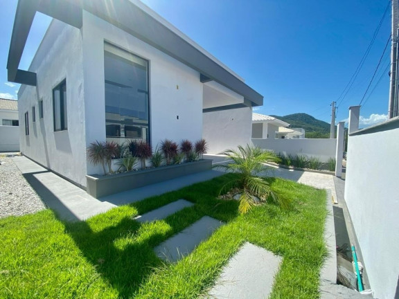 Casa com 3 Quartos à Venda, 97 m² em Bela Vista - Palhoça