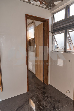 Imagem Imóvel com 3 Quartos à Venda, 158 m² em Auxiliadora - Porto Alegre Imagem Imóvel com 3 Quartos à Venda, 158 m² em Auxiliadora - Porto Alegre