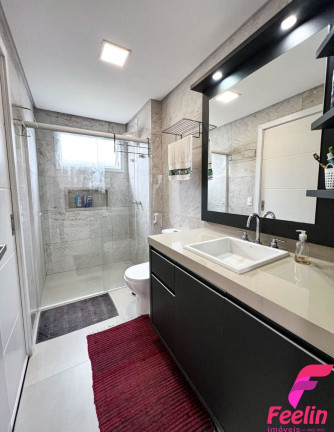 Imagem Casa com 3 Quartos à Venda, 262 m² em João Paulo - Florianópolis