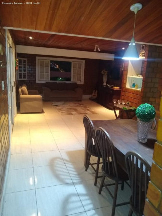 Imagem Casa com 3 Quartos à Venda, 99 m² em São José - Gravatá - Gravatá