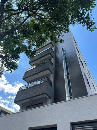 Apartamento com 3 Quartos à Venda, 135 m² em Cabral - Contagem