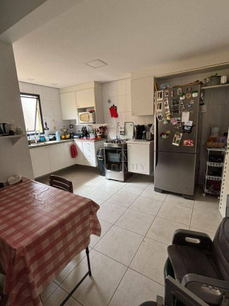 Imagem Casa com 3 Quartos à Venda, 200 m² em Tamboré 06 - Santana De Parnaíba
