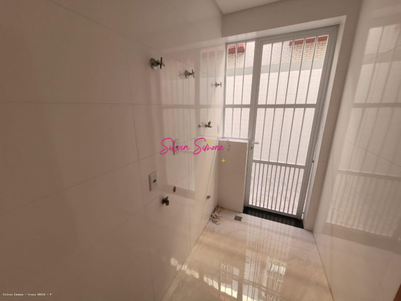Imagem Casa com 2 Quartos à Venda, 70 m² em Embaré - Santos Imagem Casa com 2 Quartos à Venda, 70 m² em Embaré - Santos