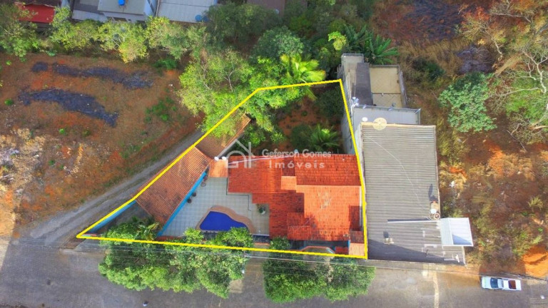 Imagem Casa com 3 Quartos à Venda, 208 m² em Centro - Mantena Imagem Casa com 3 Quartos à Venda, 208 m² em Centro - Mantena
