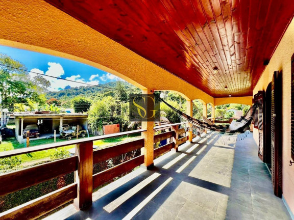 Imagem Casa com 3 Quartos à Venda, 500 m² em Albuquerque - Teresópolis