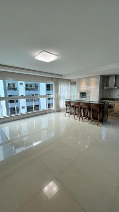 Imagem Apartamento com 3 Quartos à Venda, 122 m² em Centro - Balneário Camboriú Imagem Apartamento com 3 Quartos à Venda, 122 m² em Centro - Balneário Camboriú