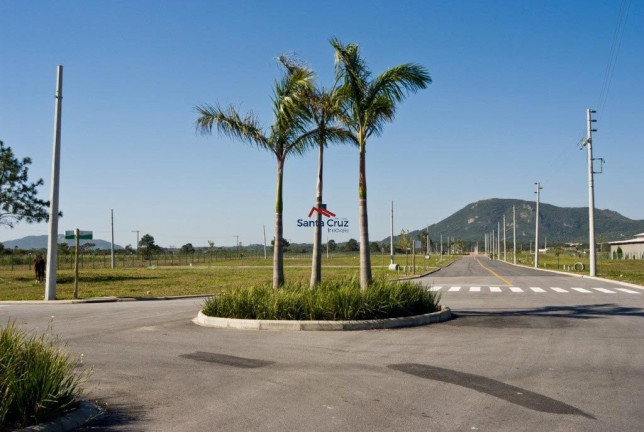 Imagem Sobrado com 2 Quartos à Venda, 150 m² em São João Do Rio Vermelho - Florianópolis Imagem Sobrado com 2 Quartos à Venda, 150 m² em São João Do Rio Vermelho - Florianópolis