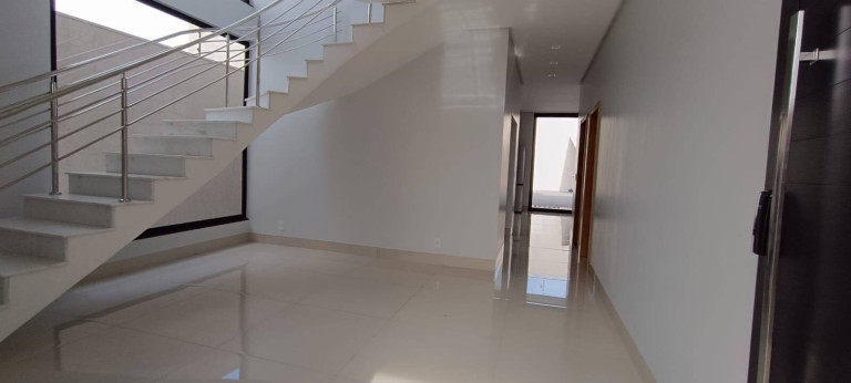 Imagem Casa com 3 Quartos à Venda, 253 m² em Setor Sul Jamil Miguel - Anápolis