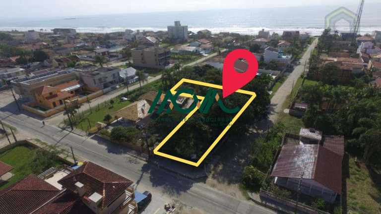 Terreno à Venda, 687 m² em Paese - Itapoá