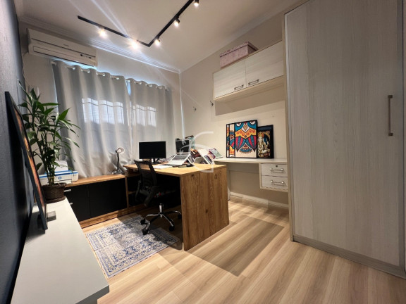 Imagem Casa com 3 Quartos à Venda, 130 m² em Glória - Joinville Imagem Casa com 3 Quartos à Venda, 130 m² em Glória - Joinville