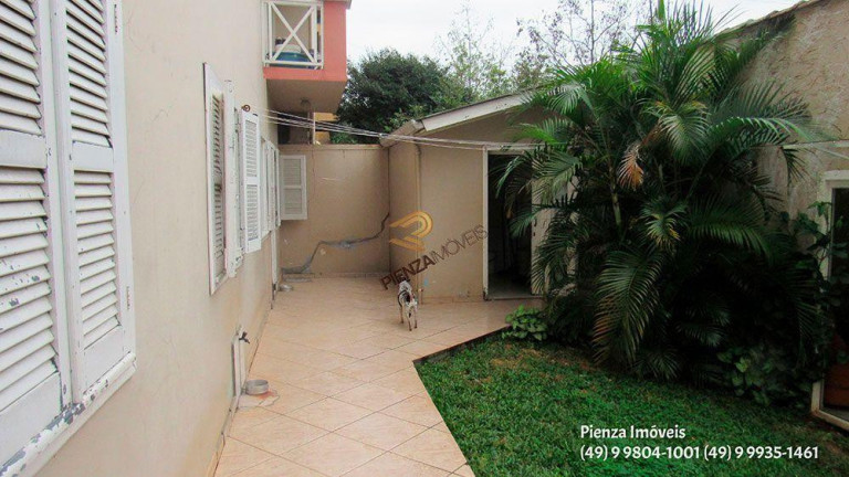 Imagem Casa com 3 Quartos à Venda, 240 m² em Jardim - Concórdia Imagem Casa com 3 Quartos à Venda, 240 m² em Jardim - Concórdia