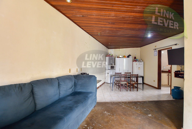 Imagem Sobrado com 5 Quartos à Venda, 184 m² em Boa Vista - Curitiba