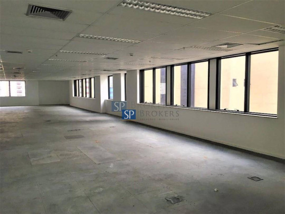 Imagem Sala Comercial à Venda ou Locação, 482 m² em Itaim Bibi - São Paulo Imagem Sala Comercial à Venda ou Locação, 482 m² em Itaim Bibi - São Paulo