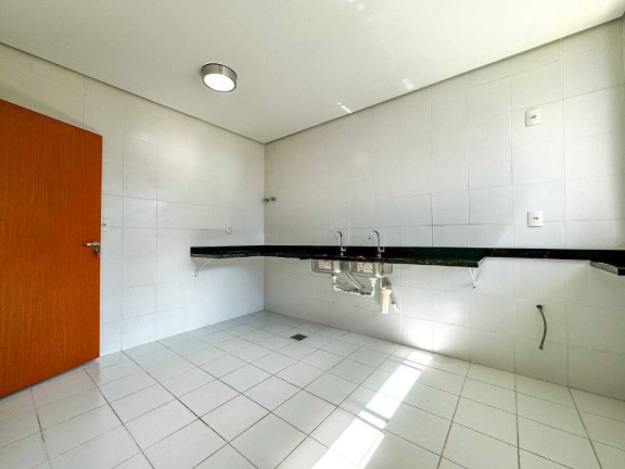 Imagem Casa com 3 Quartos à Venda, 182 m² em Ponta Negra - Manaus