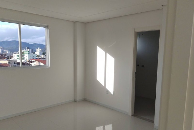 Imagem Apartamento com 2 Quartos à Venda, 90 m² em Centro - Camboriú