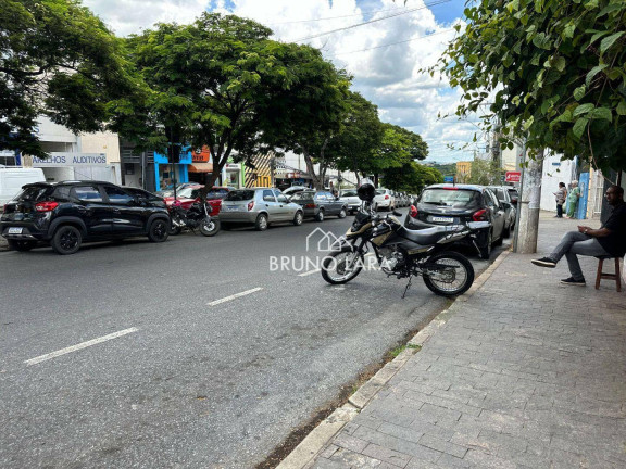 Imagem Casa com 3 Quartos à Venda, 300 m² em Centro - Betim Imagem Casa com 3 Quartos à Venda, 300 m² em Centro - Betim