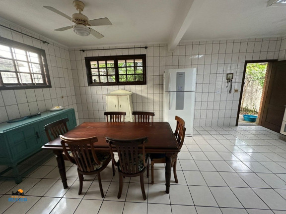 Imagem Casa com 4 Quartos à Venda, 410 m² em Vila Voturua - São Vicente Imagem Casa com 4 Quartos à Venda, 410 m² em Vila Voturua - São Vicente