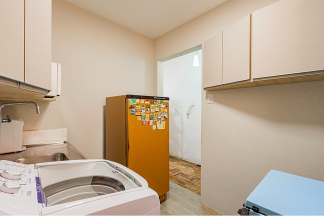 Imagem Apartamento com 2 Quartos à Venda, 48 m² em Passo Da Areia - Porto Alegre